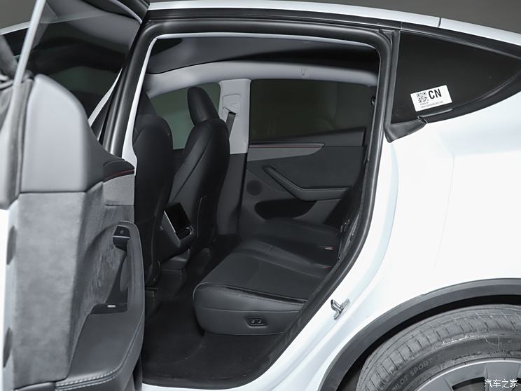 售26.35万起 新款特斯拉Model Y实车首发 将于3月开启交付