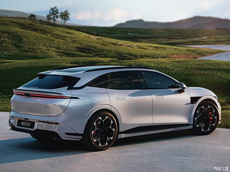 日产N7/小米SU7 Ultra领衔 2025年将上市重磅轿车抢先看（下）