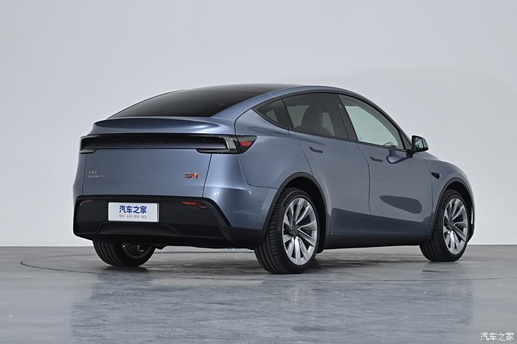 售26.35万起 新款特斯拉Model Y实车首发 将于3月开启交付