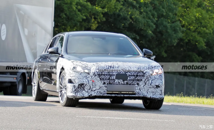 纯电长轴距CLA/长轴距GLE领衔 梅赛德斯-奔驰2025新车大爆料