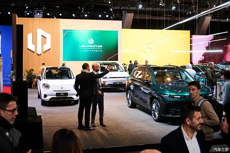 零跑B10/B01领衔 将发布全新D系列 零跑汽车2025新车大爆料