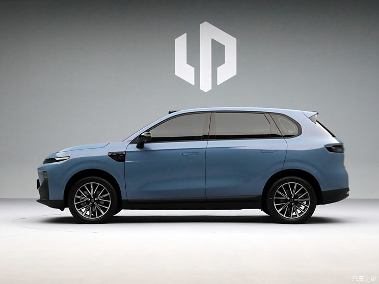 零跑B10/B01领衔 将发布全新D系列 零跑汽车2025新车大爆料