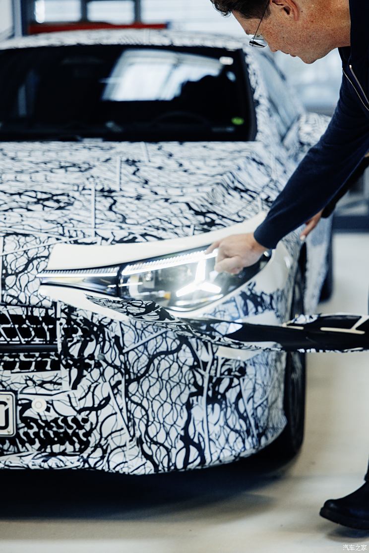 纯电长轴距CLA/长轴距GLE领衔 梅赛德斯-奔驰2025新车大爆料