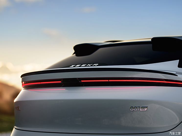 日产N7/小米SU7 Ultra领衔 2025年将上市重磅轿车抢先看（下）