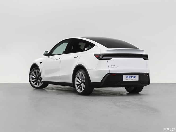 售26.35万起 新款特斯拉Model Y实车首发 将于3月开启交付