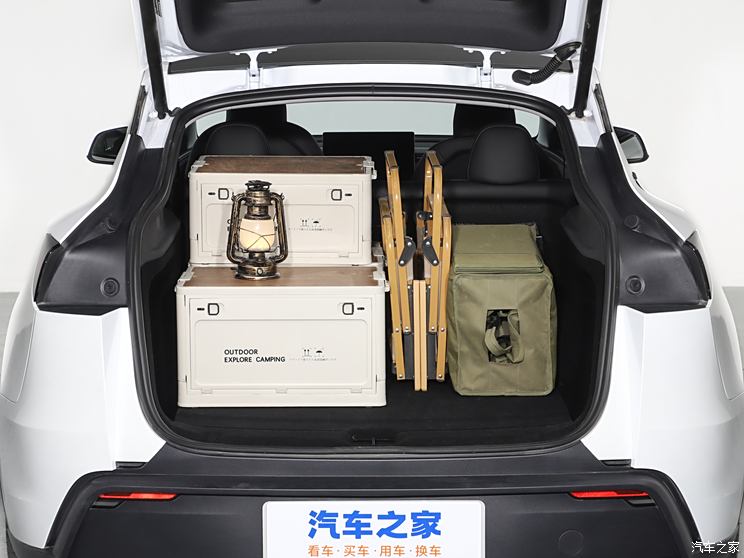 售26.35万起 新款特斯拉Model Y实车首发 将于3月开启交付