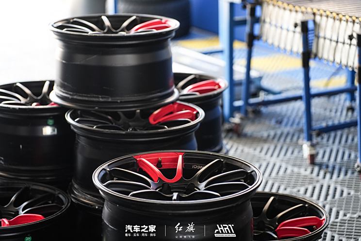 领跑全场 汽车之家红旗赛车队卫冕之路