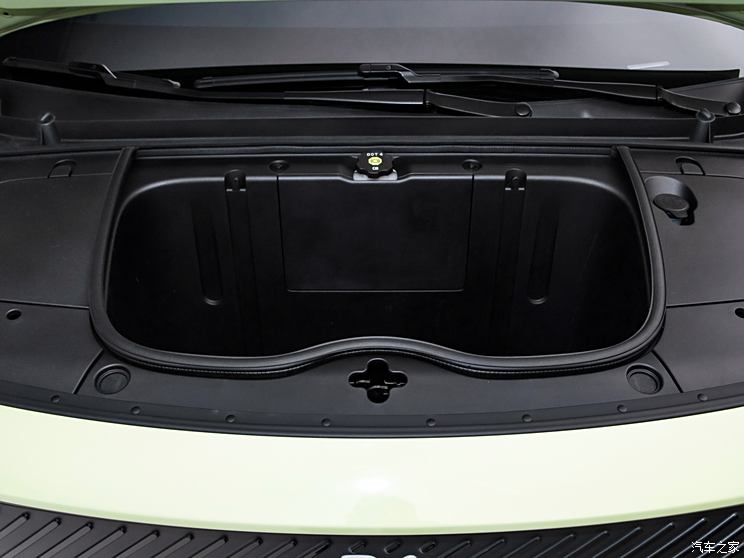 日产N7/小米SU7 Ultra领衔 2025年将上市重磅轿车抢先看（下）