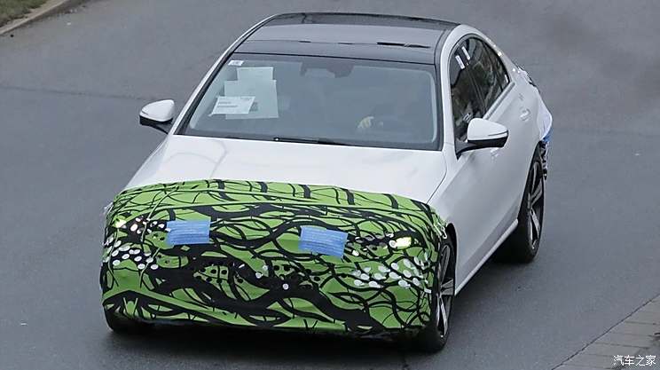 纯电长轴距CLA/长轴距GLE领衔 梅赛德斯-奔驰2025新车大爆料