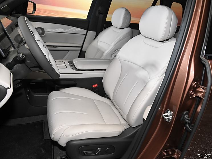 问界M8/小米YU7等领衔 2025年将上市重磅SUV(下)