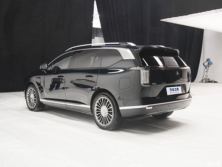 问界M8/小米YU7等领衔 2025年将上市重磅SUV(下)