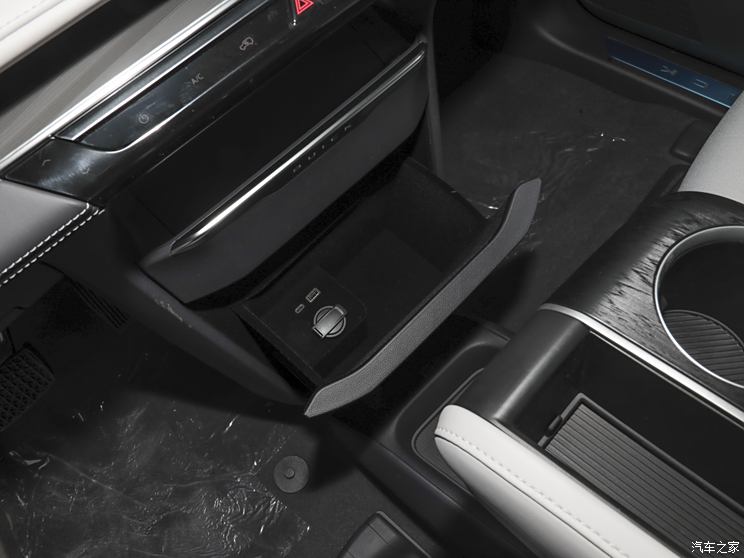 解读低配车 售价26.99万元的全新GL8 ES陆尊配置有多低?解读低配车 售价26.99万元的全新GL8 ES陆尊配置有多低?