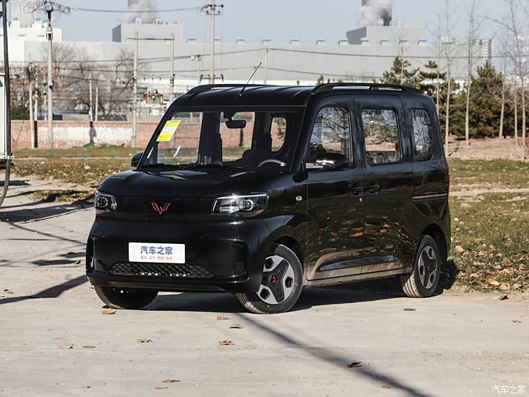 4.78-5.08万 五菱之光EV上市！中国人的K-Car主打一个触手可得