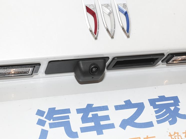 解读低配车 售价26.99万元的全新GL8 ES陆尊配置有多低?解读低配车 售价26.99万元的全新GL8 ES陆尊配置有多低?