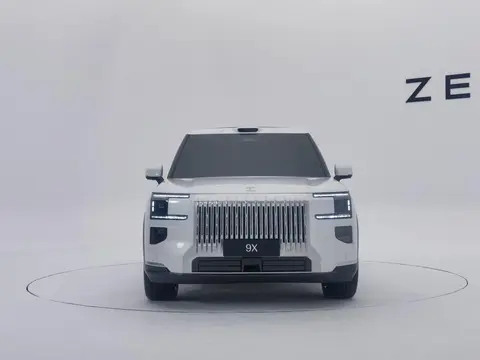 问界M9又有强敌：极氪9X正式亮相，搭载罕见五激光雷达